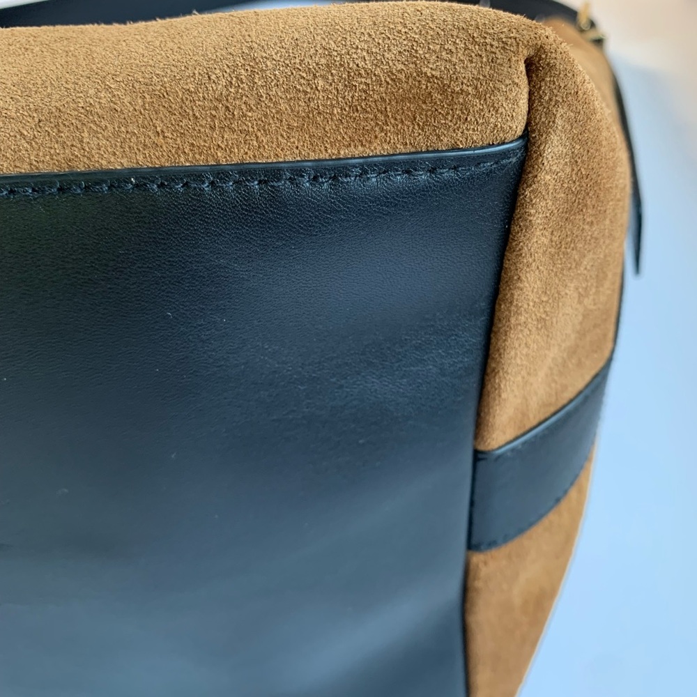 Madewell Extra-Large Essentials Aged Cognac Suede Black Leather Bucket Tote - Picture 12 of 16